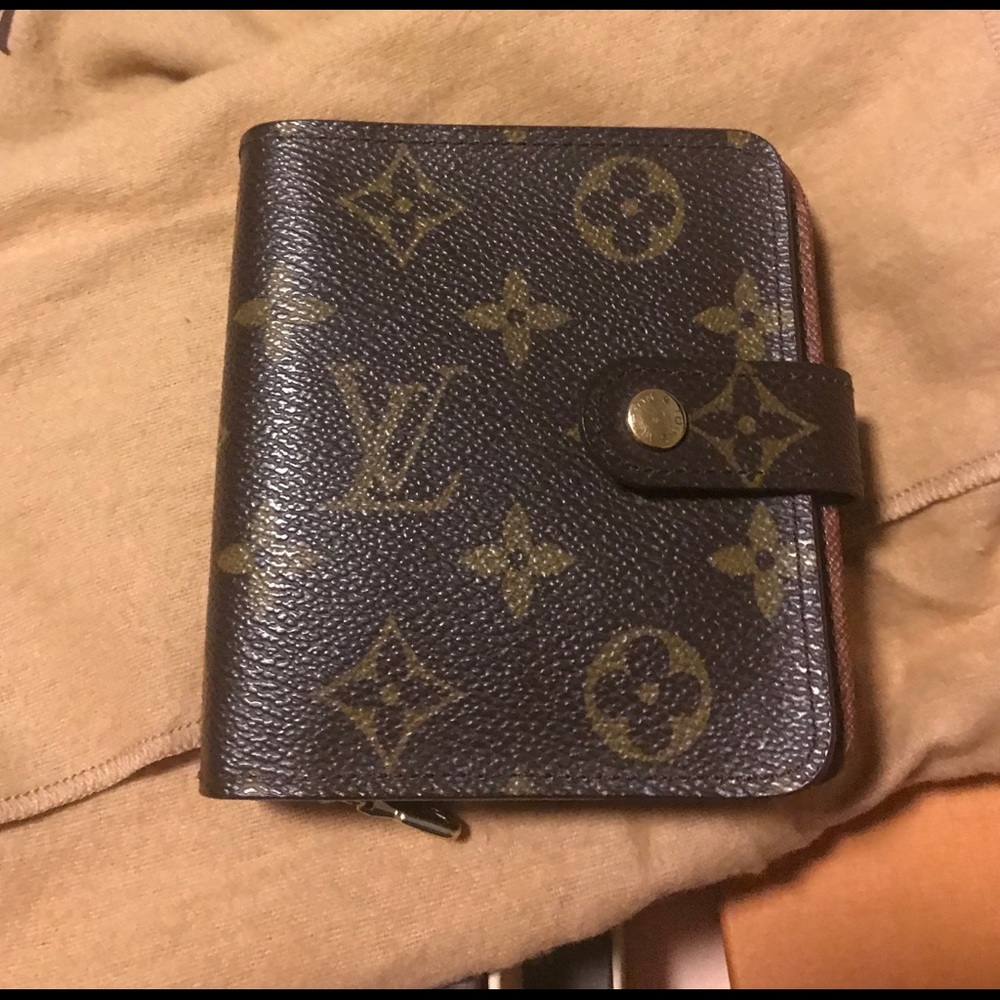 Louis Vuitton Monogram Grooms wallet
